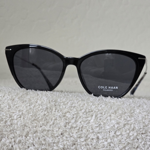 NWT * COLE HAAN Polarized Cat Eye Sunglasses - Picture 1 of 3